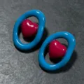 2610013 red love blue edge earrings