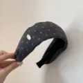 Estilo de Lunares (Etiqueta Plateada) / 7cm / Gris