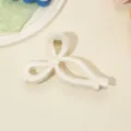 11cm Bow - Glossy Milky White