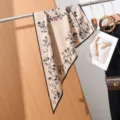 136x88x64cm / Floral Branches on Beige Background