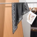 136x88x64cm / Black Lace Grid