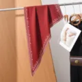Rode Rand Met Letters