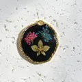 Round Pendant (GH168) / Blue and Red Gypsophila