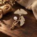Ginkgoblad broches met parel