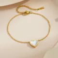 Weiße Muschel Herz Armband / Gold