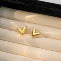 V-Buchstaben-Stil (7340) / Gold