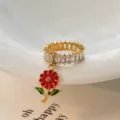 Größe 6 / Roter Blumenstil / Gold