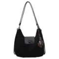 With Pendant / Black