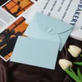 Einfarbig-Stil / Hellblau