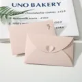 Enveloppe Boucle en Cœur Rose Métallique