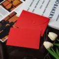 Einfarbig-Stil / Rot
