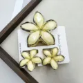Set de tres piezas / Juego Amarillo con Borde de Hebilla Dorado Facetado