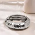 Bracelet jonc rond gaufré (As0065)
