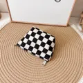 Small (16x10.5x5.5cm)