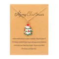 Albero di Natale con stella rossa