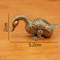 Figurita de Ganso (Cabeza Abajo)