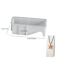 Necklace Display 003 / White