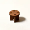 Kleiner Runder Hocker