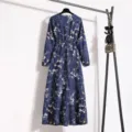 S / Dresses / Navy Floral
