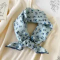 70x70cm High Quality Version / Petal Flower Light Blue
