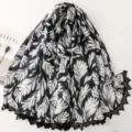 Black and White Leaves (SL2610-037)