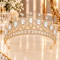 Gold Mit Weißem Strass