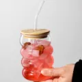 Style Chenille Tasse Claire avec Paille Transparent et Couvercle en Bambou