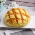 Poly Megalo Ananas Bun