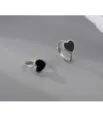 Retro Heart Ear Buckle