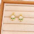 Double Flower Pendant (XL4078) / 1 Piece/Pack / Gold White
