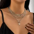 Collana a più strati con ciondolo a stella argentata