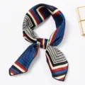 Golvend Blauw Wit