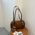 With Pendant / Brown