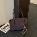Con Colgante / Marrón