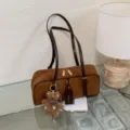 With Pendant / Brown