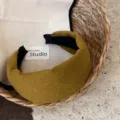 5.8cm / Dark Ginger Yellow