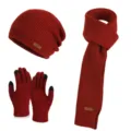 Ensemble d’hiver tricoté rouge avec bonnet ample, longue écharpe et gants à bouts tactiles - Ensemble trois pièces / Bordeaux