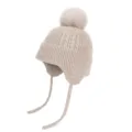Beige gebreide wintermuts voor kinderen met kabelpatroon, pompon, oorflappen en kinbandjes - Alleen Muts / Beige