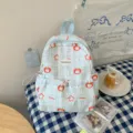 Sac à dos enfant à carreaux bleu clair, motifs de chats fraise, cordon de serrage et poche zippée - Pomme Rouge