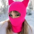 Cagoule en maille côtelée rose avec oreilles de chat, couvrant la tête et le cou sous la neige - Adulte 56-59cm / Rouge Rose Oreilles de Chat 1 Trou