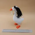 Figurine d’oie de table avec perruque noire bouclée, nœud argenté, bec et pattes orange - Perruque Nœud Noire / Pour Oie de 7 Pouces