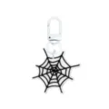 Weißer Halloween-Schlüsselanhänger mit Spinnennetz, drehbarem Metallkarabiner und Verbindungsring - 014-54 Weißer Hummerverschluss