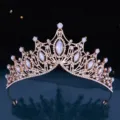 Oval Gem Crown (1175) / Gold Milky White