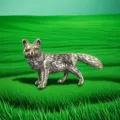 Small Yellow Wolf / Bronze
