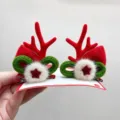 Green Yarn Mink Fur Ball Antler Hair Clips / 2 Pieces/Pack / Red