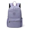 Lila Nylonrucksack mit Frontfach mit Reißverschluss, Seitentaschen und atmungsaktiven Meshgurten - Lila