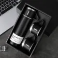 500ml / Coffret 1 Bouteille et 3 Couvercles / Noir