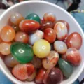 Premium Yuhua Steen / 100g (3-4cm)