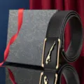 Schwarzer Ledergürtel für Herren mit goldener Leoparden-Automatikschließe, mit Geschenkbox - Goldene Schnalle (PD-PU-WYK-HJ-022 Lychee-Muster) / 110 cm Mit Geschenkbox / Gold