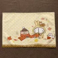 Flat-lay detail of cute woodland animals, autumn leaves, heart print, and scalloped lace trim - Cute Autumn Animals (MZBA072402) / 40x30cm